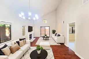 2130 University Park Dr, Sacramento, CA 95825 - Photo 2