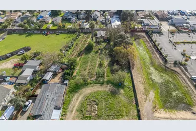 132 Pecos Avenue, Modesto, CA 95351 - Photo 20