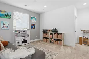 5120 Moonraker Ln, Roseville, CA 95747 - Photo 32