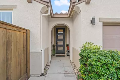 10118 Cornice Court, Elk Grove, CA 95757 - Photo 6