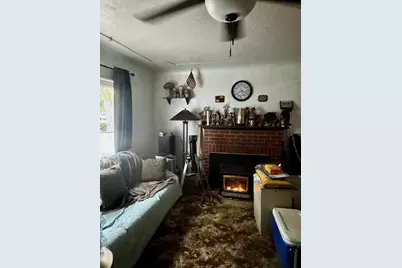 142 Camellia Way, Modesto, CA 95354 - Photo 2