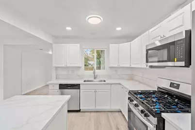 2391 Carlsbad Avenue, Sacramento, CA 95821 - Photo 14
