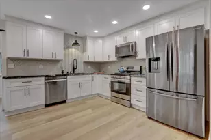 11090 Brunswick Dr, Grass Valley, CA 95945 - Photo 8