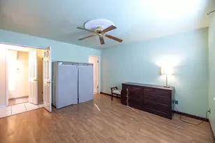 5876 Calvine Rd, Sacramento, CA 95823 - Photo 18