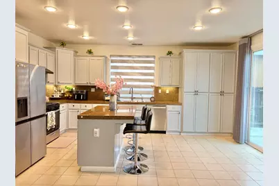 2454 Knollwood Lane, Stockton, CA 95206 - Photo 8