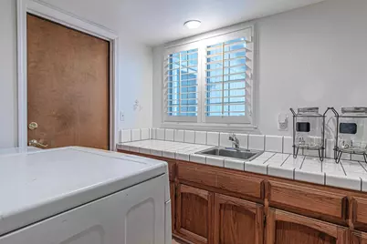 2038 Pontiac Street, Oakdale, CA 95361 - Photo 14