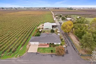 14235 N Vintage Rd, Lodi, CA 95240 - Photo 6