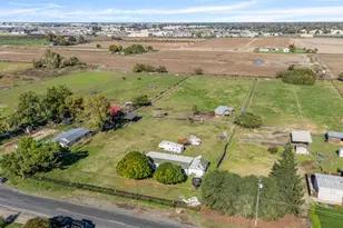 633 W Greenway Ave, Turlock, CA 95380 - Photo 12