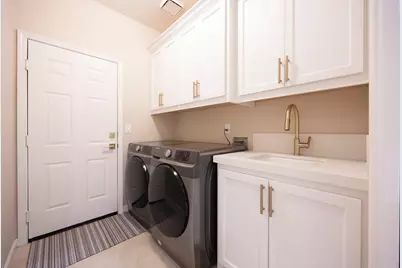 4817 Bridgewater Circle, Stockton, CA 95219 - Photo 24