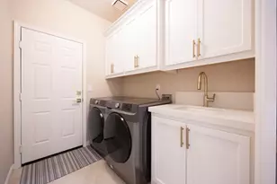 4817 Bridgewater Cir, Stockton, CA 95219 - Photo 24