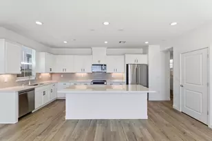 8465 Viborg Ln, Elk Grove, CA 95758 - Photo 2