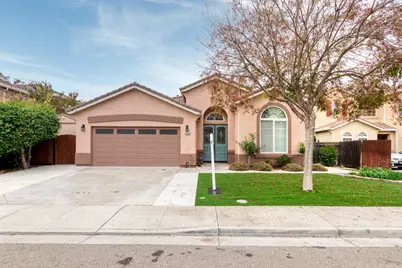 2325 Alamo Court, Tracy, CA 95377 - Photo 2