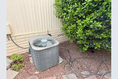 Pina, Sacramento, CA 95828 - Photo 8