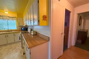 Pina, Sacramento, CA 95828 - Photo 14