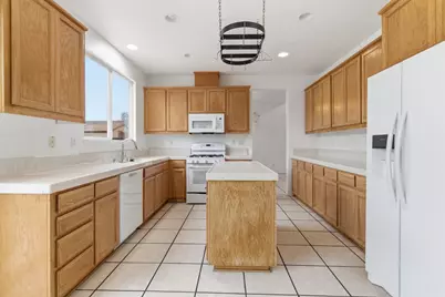 5042 Pier Drive, Stockton, CA 95206 - Photo 16