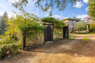 8053 Sierra Street, Fair Oaks, CA 95628 - Photo 10