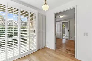 984 S Beach Dr, Sacramento, CA 95831 - Photo 22