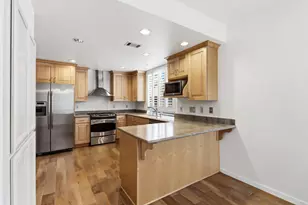 984 S Beach Dr, Sacramento, CA 95831 - Photo 26