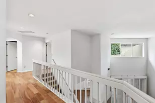 984 S Beach Dr, Sacramento, CA 95831 - Photo 32