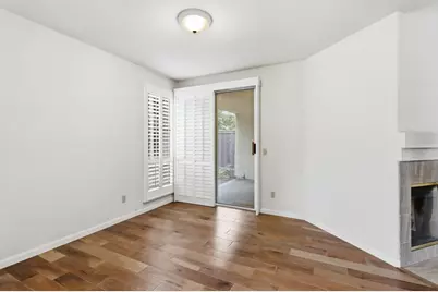 984 S Beach Drive, Sacramento, CA 95831 - Photo 16