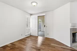 984 S Beach Dr, Sacramento, CA 95831 - Photo 16