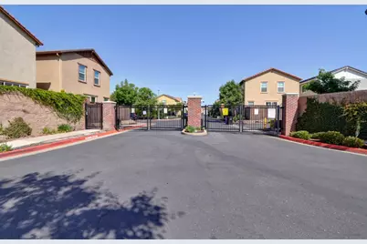 8900 Sheldon Terrace Lane, Elk Grove, CA 95758 - Photo 52