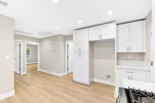 7481 Splendid Way, Elk Grove, CA 95758 - Photo 14