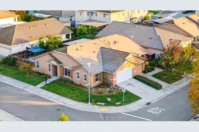 7481 Splendid Way, Elk Grove, CA 95758 - Photo 38