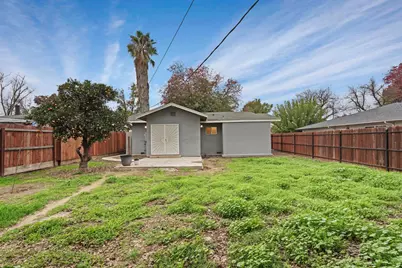 129 Sunset Boulevard, Modesto, CA 95351 - Photo 22