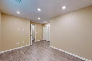 209 Crater Ave, Modesto, CA 95351 - Photo 14