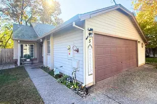 5 Glenshire Ln, Chico, CA 95973 - Photo 1