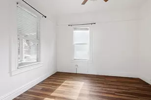 2204 10th St, Sacramento, CA 95818 - Photo 12