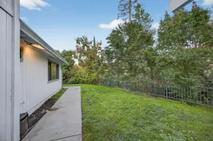 825 Mount Ranier Way, El Dorado Hills, CA 95762 - Photo 38