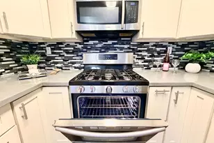 4900 Dover Ln, Sacramento, CA 95842 - Photo 10