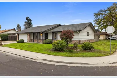 1205 Kara Lane, Modesto, CA 95355 - Photo 4