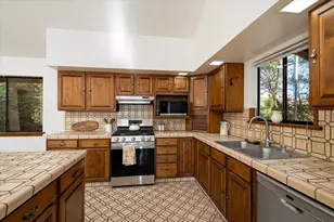 155 Pinewood Way, Auburn, CA 95602 - Photo 14