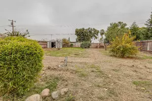 1570 E 26th St, Merced, CA 95340 - Photo 18