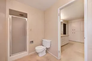 1106 Commons Dr, Sacramento, CA 95825 - Photo 36