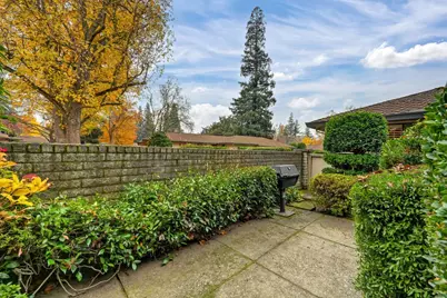 1106 Commons Drive, Sacramento, CA 95825 - Photo 44