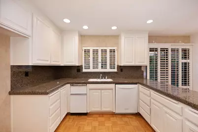 1106 Commons Drive, Sacramento, CA 95825 - Photo 12