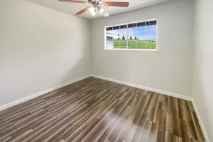 5921 Hillsdale Blvd, Sacramento, CA 95842 - Photo 12