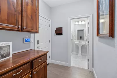8284 Bonito Circle, Elk Grove, CA 95757 - Photo 18