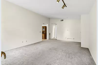 6120 Glenhurst Way, Citrus Heights, CA 95621 - Photo 6