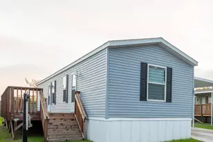 Village Circle, Sacramento, CA 95838 - Photo 1