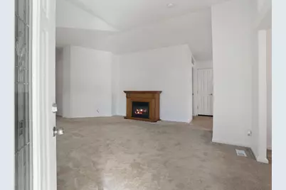 Pringle Avenue #1, Galt, CA 95632 - Photo 6