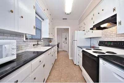 3048 Garfield Avenue, Carmichael, CA 95608 - Photo 2