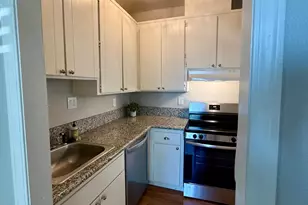 517 13th St, Sacramento, CA 95814 - Photo 12