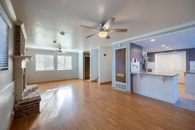 3327 Country Club Boulevard, Stockton, CA 95204 - Photo 26