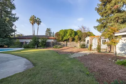 3327 Country Club Boulevard, Stockton, CA 95204 - Photo 54