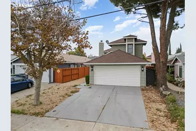 335 W Clover Road, Tracy, CA 95376 - Photo 2